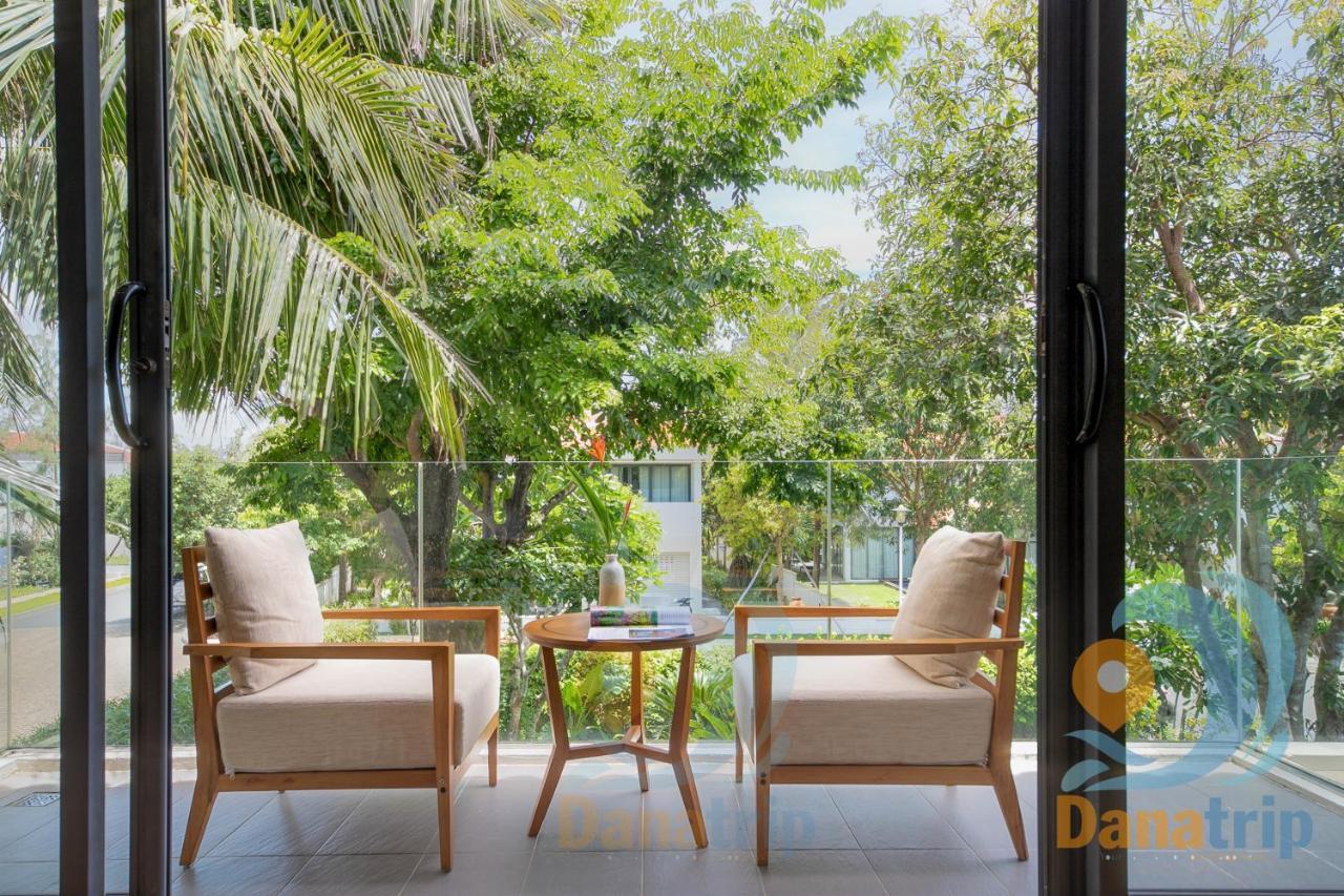 Deluxe Ocean Villa Along The Beach Da Nang Buitenkant foto