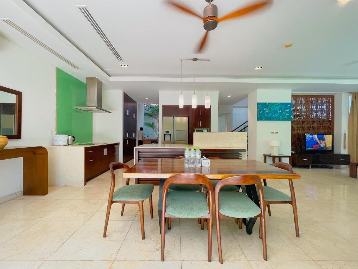 Deluxe Ocean Villa Along The Beach Da Nang Buitenkant foto