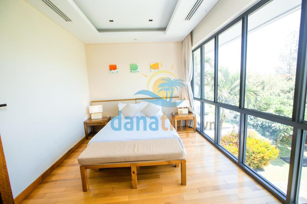 Deluxe Ocean Villa Along The Beach Da Nang Buitenkant foto
