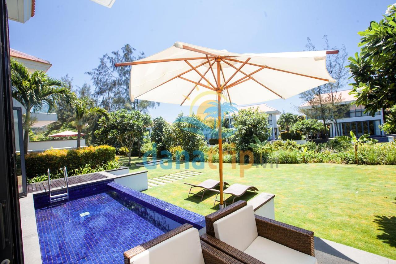 Deluxe Ocean Villa Along The Beach Da Nang Buitenkant foto