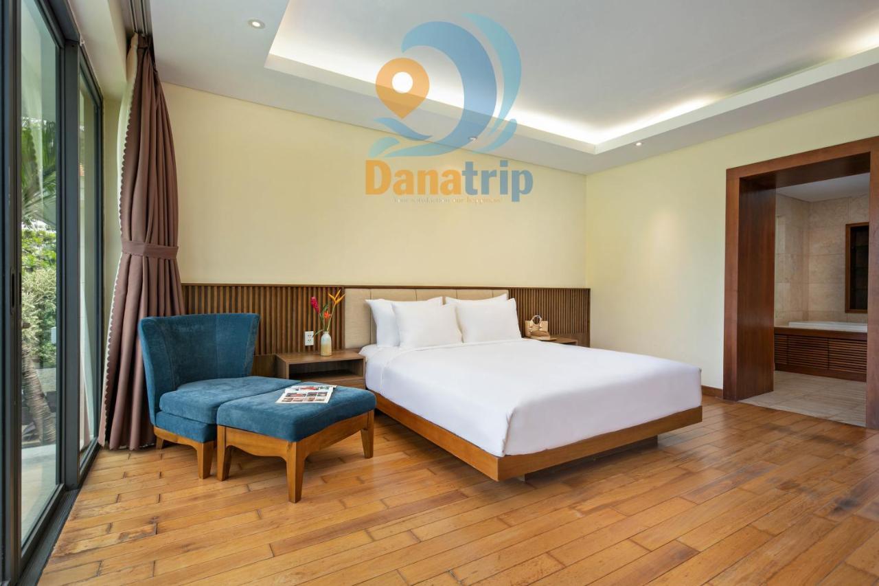 Deluxe Ocean Villa Along The Beach Da Nang Buitenkant foto