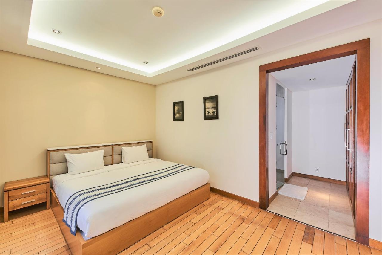 Deluxe Ocean Villa Along The Beach Da Nang Buitenkant foto